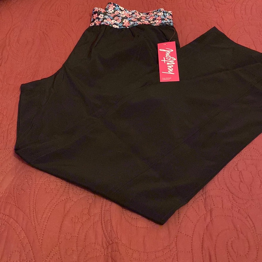 Heart soul scrub pants